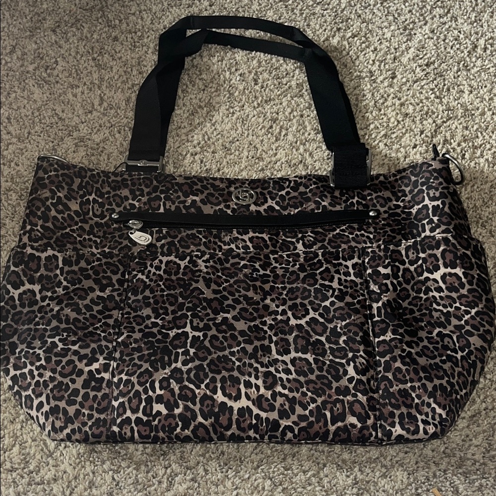 Baggallini Austin tote bag
